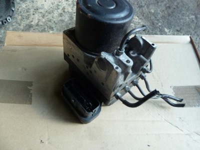 Насос abs toyota lexus is220 4454053041 8954153040 фото №1