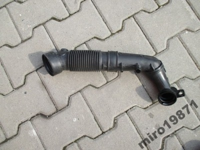 Труба воздухозаборник peugeot 308 9807939780 фото №1