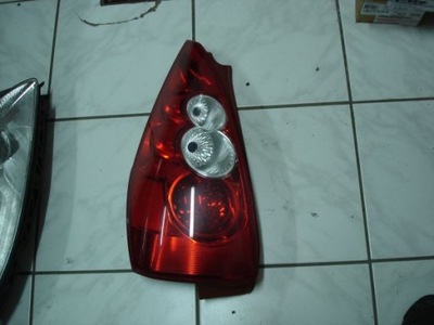 Mazda 5 2005-2008 лампа левая задняя idealny состояние фото №1