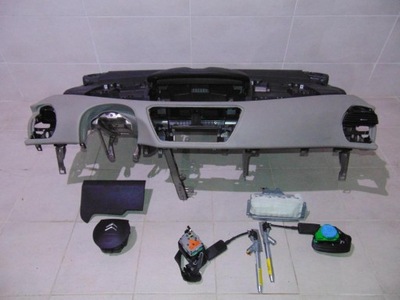 Панель приладів консоль подушка безпеки air bag citroen c4 picasso фото №1