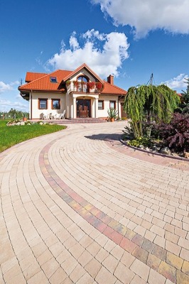 KOSTKA BRUKOWA GŁADKA POLBRUK MELANŻ CARMINO 6 CM LATTE