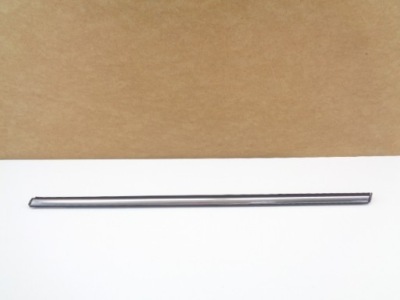 Mini clubman молдинг стекло боковой нижняя правая фото №1