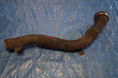 Opel corsa d шланг воздуха 1.3cdti 467582339 фото №1