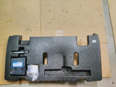 Пенополистирол багажника компрессор opel karl 2018r фото №1