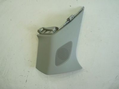 Mbm audi q3 8u защита обшивка стойка 8u0867245 фото №1