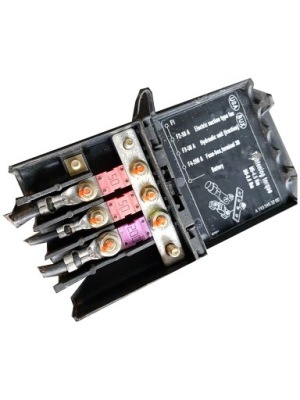 Коробка предохранителей корпус chrysler crossfire фото №1