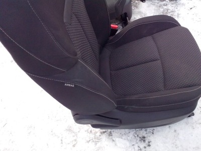 Подушка бічна сидіння права renault kadjar фото №1