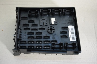 Коробка запобіжників volkswagen оригінальний номер 3c0937125a фото №1