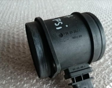 AUDI A4 B5 - CASING CONTROL UNIT - milautoparts-fr.ukrlive.com