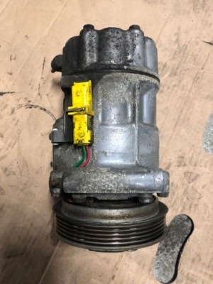 48 mini r60 r61 2.0d n47 компресор кондиціонер 9213175 фото №1