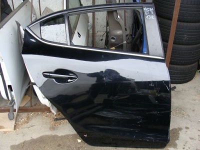 Дверь правое  задняя mazda 3 фото №1