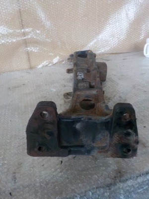 Scania r кронштейн глушителя катализатора 1541006 фото №1