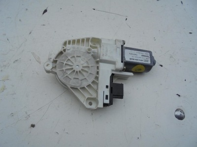 Моторчик стекло правый перед 4f0959802b audi a6 c6 фото №1