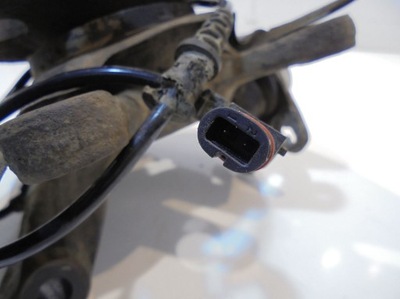 Поворотний кулак ступиця правий перед mercedes 1.4 w168 фото №1