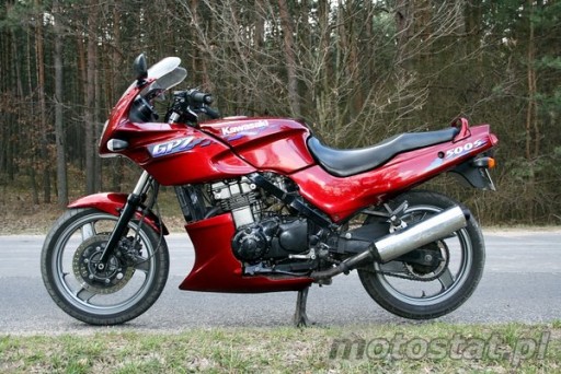 PODNÓŻEK SET KIEROWCY PRZÓD KAWASAKI GPZ 500 EX ER