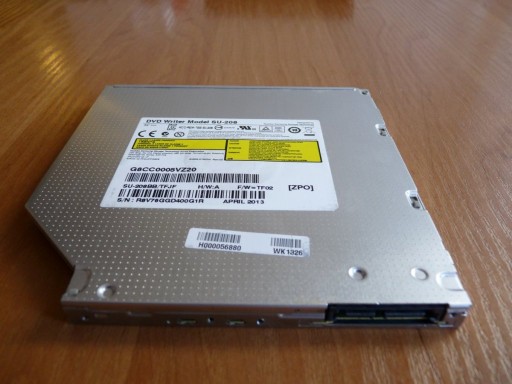 DVD-РЕКОРДЕР TOSHIBA SAMSUNG Ultra Slim 9,5 мм