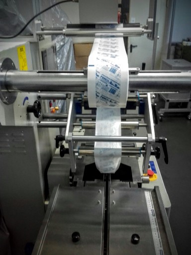 Pozioma maszyna pakujaca, Flow-pack, FPM-010S/D