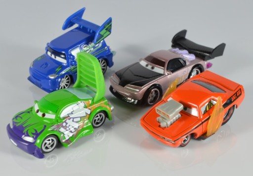 MATTEL CARS CARS BOOST STRONG с пламенем 1:55 от PL