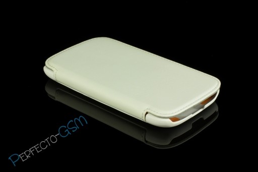 ОТКИДНАЯ КРЫШКА CASE TECH21 SAMSUNG GALAXY S3 S III NEO