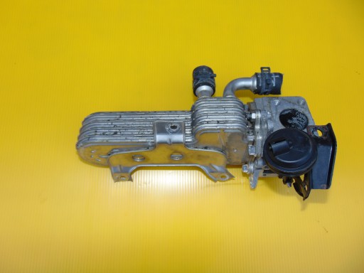 Охладитель выхлопных газов EGR 1.9TDI 105км 038131512AD