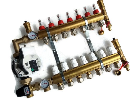 Коллектор 10 с насосной группой WILO для напольного отопления
