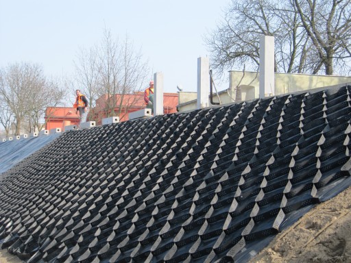 GEOCRAT GEOGRID высота 2,5см - 2,6х6,3м = 16,38м2