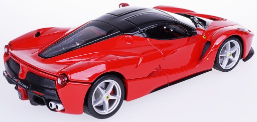 МЕТАЛЛИЧЕСКАЯ МОДЕЛЬ FERRARI LAFERRARI BBURAGO 1:24 НОВИНКА!