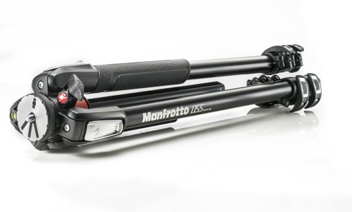 Штатив Manfrotto MT055XPRO3 с трехсторонней головкой X-PRO