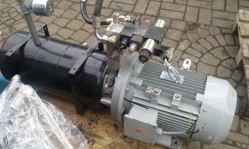 silnik elektryczny 5,5 kw zasilacz hydrauliczny