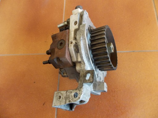FOCUS MK2 04- 1.6 TDCI POMPA WTRYSKOWA 9651844380