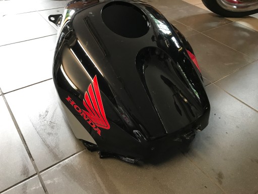 NAKŁADKA ZBIORNIKA HONDA CBR 600RR PC37