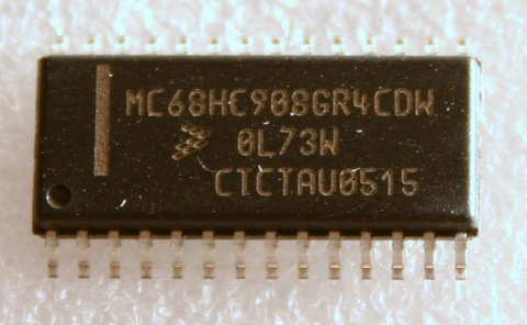 MC68HC908GR4CDW 8-bitowy mikrokontroler 4KB FLASH