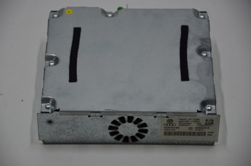 Audi a4 a5 a6 a8 тюнер tv hybrid 4e0910148c1 - фото