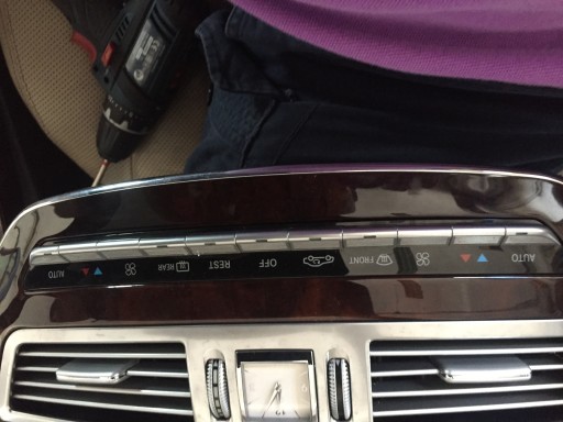 Mercedes w221 панель  кондиціонера a22187026581 - фото