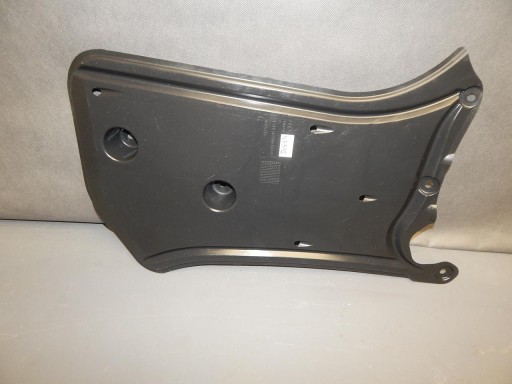 AUDI A5 8T cover cover chassis 8F0825219