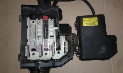 MODULE FUSIBLES VOLVO XC90 --WYSYLKA