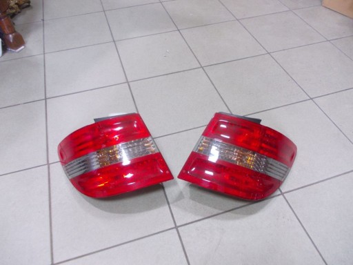 MERCEDES B KLASA W169 245 light rear right