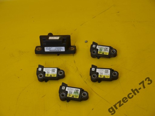 CADILLAC STS 05-11R ДАТЧИК УДАРА