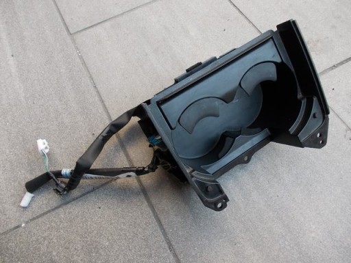 ТРИМАЧ ДЛЯ ПЛЯШКИ LEXUS RX350 ' 05 #