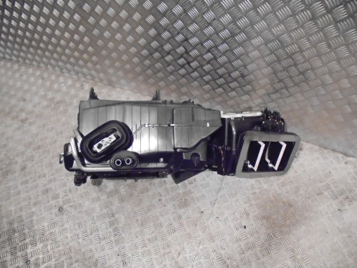 IDEALNA KPL.heater AUDI Q7 Q8 4M 1