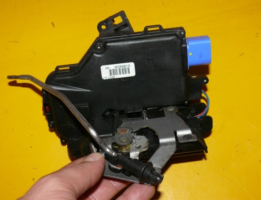 lock door right rear part AUDI A8 D3 LIFT 05-08