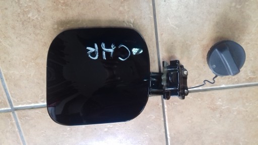 254642 - КРЫШКА ТОПЛИВНОГО БАКА TOYOTA CHR ЧЕРНАЯ