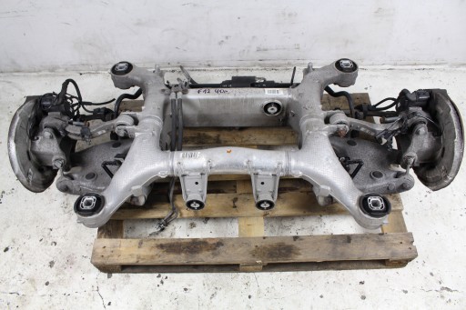 Задня права Підвіска 4,0 5,0 BMW 6 F12 F13 F10