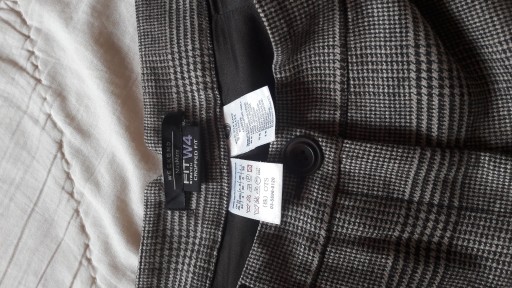 Zdjęcie oferty: Max Mara Weekend spodnie cygaretki damskie