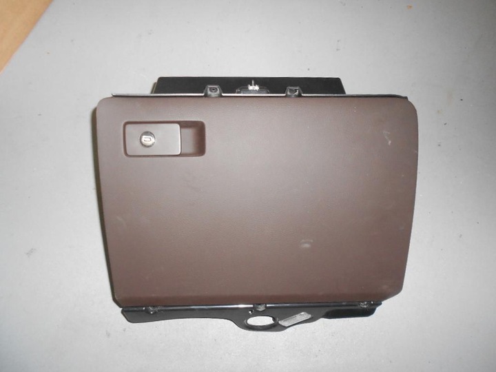 VW PASSAT B7 B6 CC GLOVEBOX PASSENGER BROWN COLOR photo 1 - milautoparts-fr.ukrlive.com