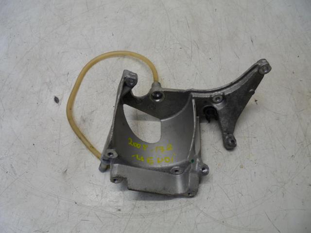 FIXATION DE FILTRE CARBURANT PEUGEOT 2008 1.6 EHDI photo 1 - milautoparts-fr.ukrlive.com