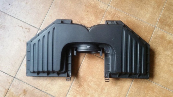 CASING FILTER AIR BMW X5 E70 4.8I N62B48B photo 1 - milautoparts-fr.ukrlive.com