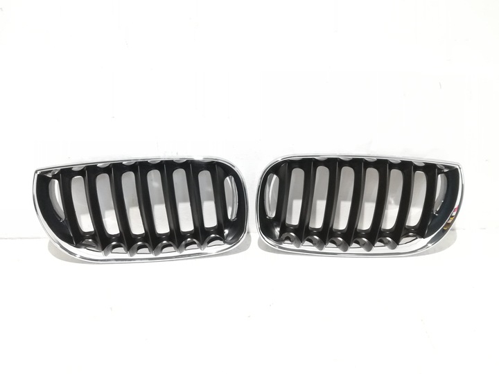 BMW X3 E83 03-06R GRILLE RADIATOR GRILLE GRILLES photo 1 - milautoparts-fr.ukrlive.com