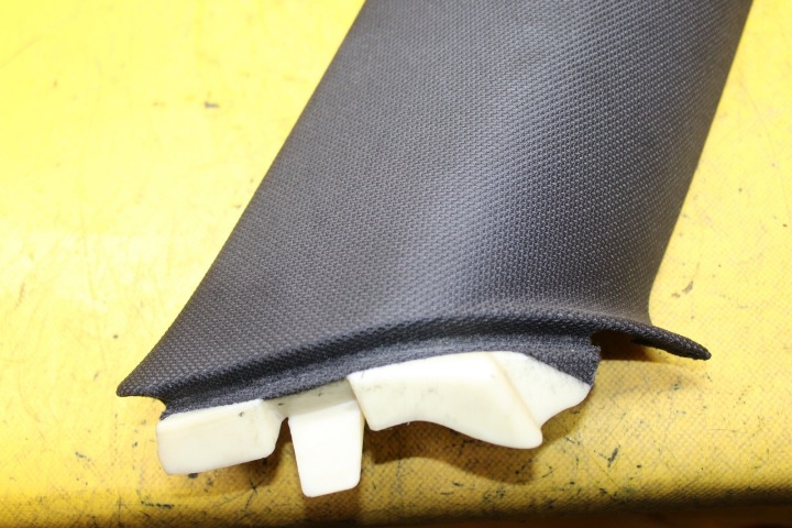 GARNITURE GAUCHE CÔTÉ ARRIÈRE UNIVERSEL A6 C6 4F9867287B