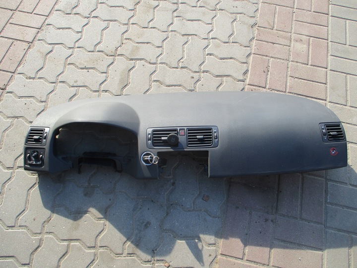 DASH PANEL DISTRIBUTION VOLVO V50,S40,C30,C70 2004-12 photo 1 - milautoparts-fr.ukrlive.com